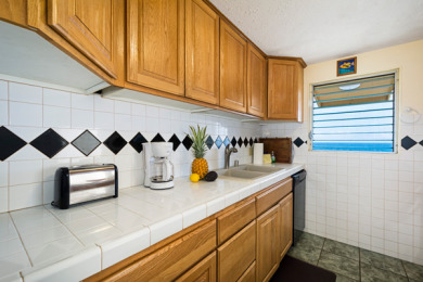 Lake House KKSR#176 DIRECT OCEANFRONT CORNER AIR CONDITIONED TOWNHOUSE, CLOSE TO POOL, , on Big Island - Kailua-Kona Bay  in Hawaii - Lakehouse Vacation Rental - Lake Home for rent on LakeHouseVacations.com