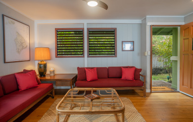 Lake House Makana Kai Hale Oceanfront House on Famous Ali'i Drive, , on Big Island - Kailua-Kona Bay  in Hawaii - Lakehouse Vacation Rental - Lake Home for rent on LakeHouseVacations.com