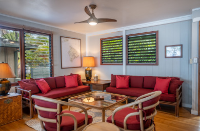 Lake House Makana Kai Hale Oceanfront House on Famous Ali'i Drive, , on Big Island - Kailua-Kona Bay  in Hawaii - Lakehouse Vacation Rental - Lake Home for rent on LakeHouseVacations.com