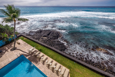 Lake House Banyan Tree 404Top Floor DIRECT oceanfront condo, , on Big Island - Kailua-Kona Bay  in Hawaii - Lakehouse Vacation Rental - Lake Home for rent on LakeHouseVacations.com