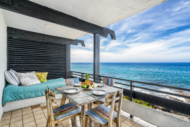 Lake House Casa De Emdeko 219 2 Bdrm DIRECT Ocean Front CORNER unit, Wrap around Lanai!, , on Big Island - Kailua-Kona Bay  in Hawaii - Lakehouse Vacation Rental - Lake Home for rent on LakeHouseVacations.com