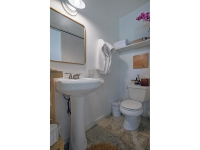 Lake House Chic and Romantic Beachside Studio - Steps To Beach, Super Walkable Location, , on  in Hawaii - Lakehouse Vacation Rental - Lake Home for rent on LakeHouseVacations.com