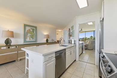 Lake House Top floor one bedroom with King bed, On the Ocean, , on Maui - Kihei in Hawaii - Lakehouse Vacation Rental - Lake Home for rent on LakeHouseVacations.com