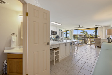 Lake House Top floor one bedroom with King bed, On the Ocean, , on Maui - Kihei in Hawaii - Lakehouse Vacation Rental - Lake Home for rent on LakeHouseVacations.com