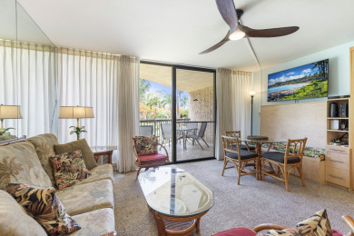 Lake House King size bed! On the ocean front property, , on Maui - Kihei in Hawaii - Lakehouse Vacation Rental - Lake Home for rent on LakeHouseVacations.com