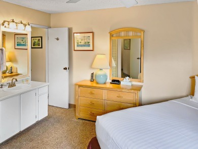 Lake House On the oceanfront in sunny Kihei, large private ocean view lanai, , on Maui - Kihei in Hawaii - Lakehouse Vacation Rental - Lake Home for rent on LakeHouseVacations.com