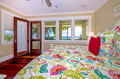 Lake House 5 Bed5 Bath Craftsman Home with large lanai, Central AC. Close to Beach., , on Nottely River - Union County in Hawaii - Lakehouse Vacation Rental - Lake Home for rent on LakeHouseVacations.com