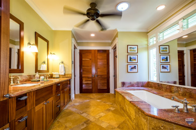 Lake House 5 Bed5 Bath Craftsman Home with large lanai, Central AC. Close to Beach., , on Nottely River - Union County in Hawaii - Lakehouse Vacation Rental - Lake Home for rent on LakeHouseVacations.com