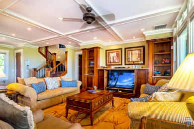 Lake House 5 Bed5 Bath Craftsman Home with large lanai, Central AC. Close to Beach., , on Nottely River - Union County in Hawaii - Lakehouse Vacation Rental - Lake Home for rent on LakeHouseVacations.com