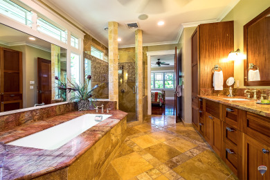 Lake House 5 Bed5 Bath Craftsman Home with large lanai, Central AC. Close to Beach., , on Nottely River - Union County in Hawaii - Lakehouse Vacation Rental - Lake Home for rent on LakeHouseVacations.com