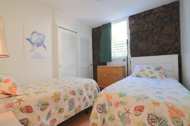 Lake House Tropical Ground floor! Corner! Just Steps to Pool and Ocean!120, , on Maui - Lahaina in Hawaii - Lakehouse Vacation Rental - Lake Home for rent on LakeHouseVacations.com
