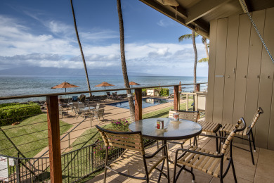 Lake House Great Top floor! Beamed Ceilings! Direct Views 214, , on Maui - Lahaina in Hawaii - Lakehouse Vacation Rental - Lake Home for rent on LakeHouseVacations.com
