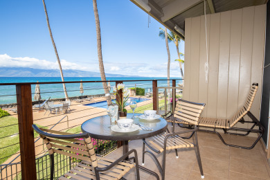 Lake House Great Top floor! Beamed Ceilings! Direct Views 214, , on Maui - Lahaina in Hawaii - Lakehouse Vacation Rental - Lake Home for rent on LakeHouseVacations.com