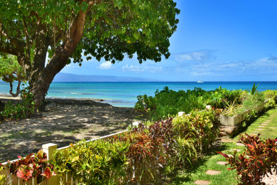 Lake House Ocean Front, Beach access! Cute Ground floor, Unit 104. Steps to the ocean!, , on Maui - Lahaina in Hawaii - Lakehouse Vacation Rental - Lake Home for rent on LakeHouseVacations.com