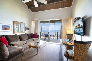 Lake House Top Floor! Vaulted Ceilings! Direct Ocean Views! Come to Maui! #217, , on Maui - Lahaina in Hawaii - Lakehouse Vacation Rental - Lake Home for rent on LakeHouseVacations.com