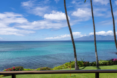 Lake House Stylish Oceanfront 1BR Private Lanai, Sunset Views 405, , on Maui - Lahaina in Hawaii - Lakehouse Vacation Rental - Lake Home for rent on LakeHouseVacations.com