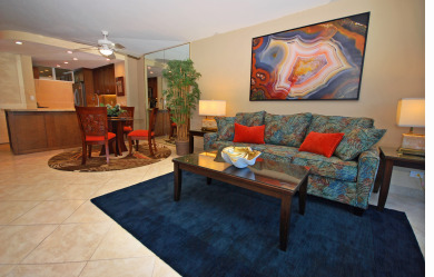 Lake House Oceanfront Mahana Condo 1BR1BA Sweeping ViewsACPoolWalk to Dining, , on Maui - Lahaina in Hawaii - Lakehouse Vacation Rental - Lake Home for rent on LakeHouseVacations.com