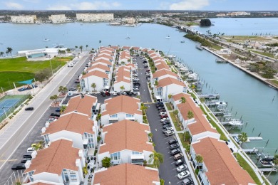 Lake House 2b 1b Madeira Beach Yacht Club #250G (walkup), , on Madeira Beach in Florida - Lakehouse Vacation Rental - Lake Home for rent on LakeHouseVacations.com