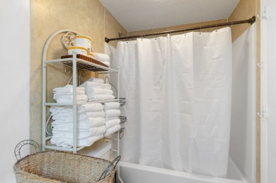 Lake House 2b 1b Madeira Beach Yacht Club #250G (walkup), , on Madeira Beach in Florida - Lakehouse Vacation Rental - Lake Home for rent on LakeHouseVacations.com