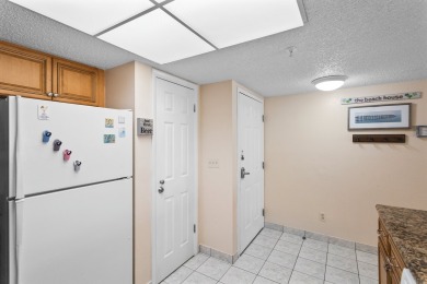 Lake House #409 Sandy Shores Updated 2b 2b w balcony, , on Madeira Beach in Florida - Lakehouse Vacation Rental - Lake Home for rent on LakeHouseVacations.com