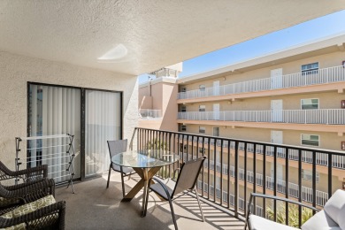 Lake House #409 Sandy Shores Updated 2b 2b w balcony, , on Madeira Beach in Florida - Lakehouse Vacation Rental - Lake Home for rent on LakeHouseVacations.com