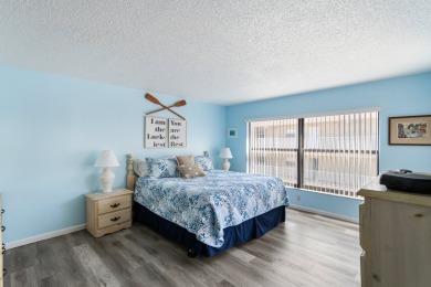 Lake House #409 Sandy Shores Updated 2b 2b w balcony, , on Madeira Beach in Florida - Lakehouse Vacation Rental - Lake Home for rent on LakeHouseVacations.com