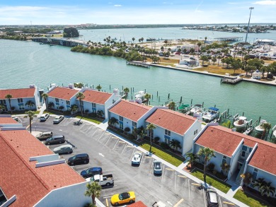 Lake House 1b 1b Waterfront Madeira Beach Yacht Club #261G, , on Madeira Beach in Florida - Lakehouse Vacation Rental - Lake Home for rent on LakeHouseVacations.com