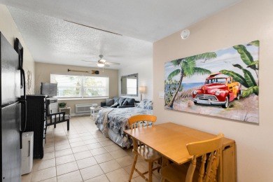 Lake House Studio Unit Facing Beach 2nd Fl - Surf Song #227, , on Madeira Beach in Florida - Lakehouse Vacation Rental - Lake Home for rent on LakeHouseVacations.com