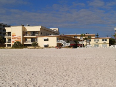 Lake House Beach View - Balcony - 2 Queen - Surf Song #350, , on Madeira Beach in Florida - Lakehouse Vacation Rental - Lake Home for rent on LakeHouseVacations.com
