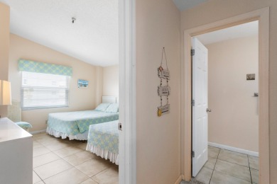 Lake House Beach View - Balcony - 2 Queen - Surf Song #350, , on Madeira Beach in Florida - Lakehouse Vacation Rental - Lake Home for rent on LakeHouseVacations.com