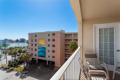 Lake House Beachfront Complex - 2b 2b - Beach Place #402, , on Madeira Beach in Florida - Lakehouse Vacation Rental - Lake Home for rent on LakeHouseVacations.com