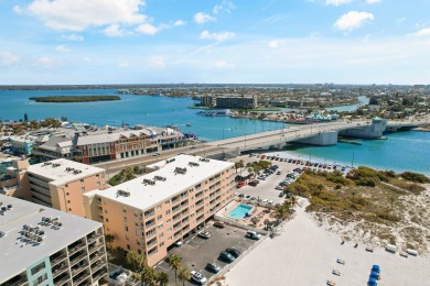 Lake House Beachfront Complex - 2b 2b - Beach Place #402, , on Madeira Beach in Florida - Lakehouse Vacation Rental - Lake Home for rent on LakeHouseVacations.com
