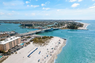 Lake House Beachfront Complex - 2b 2b - Beach Place #402, , on Madeira Beach in Florida - Lakehouse Vacation Rental - Lake Home for rent on LakeHouseVacations.com