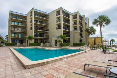 Lake House Beachfront Balcony Views - 2b 2b - The Shores #403, , on  in Florida - Lakehouse Vacation Rental - Lake Home for rent on LakeHouseVacations.com