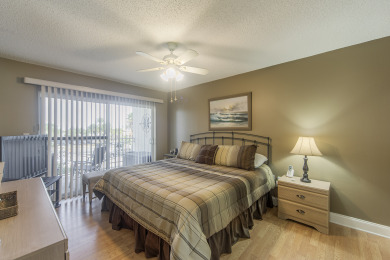 Lake House 2b 1.5b - Updated Johns Pass - Madeira Norte #102, , on Madeira Beach in Florida - Lakehouse Vacation Rental - Lake Home for rent on LakeHouseVacations.com
