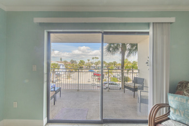 Lake House 2b 2b - Partial Beach Views Madeira Norte #101 , , on Madeira Beach in Florida - Lakehouse Vacation Rental - Lake Home for rent on LakeHouseVacations.com