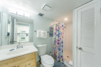 Lake House 2b 2b - Partial Beach Views Madeira Norte #101 , , on Madeira Beach in Florida - Lakehouse Vacation Rental - Lake Home for rent on LakeHouseVacations.com