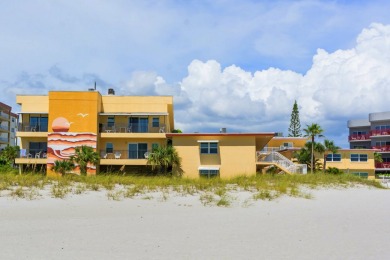 Lake House Awesome Florida Cottage - 2b 1b - Surf Song #113, , on Madeira Beach in Florida - Lakehouse Vacation Rental - Lake Home for rent on LakeHouseVacations.com