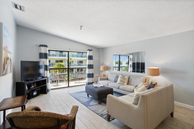 Lake House Beach View 1b 1b - Balcony - King - Surf Song #345, , on Madeira Beach in Florida - Lakehouse Vacation Rental - Lake Home for rent on LakeHouseVacations.com