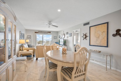 Lake House 2b1.5b - Intercoastal Views - Madeira Norte #402 , , on Madeira Beach in Florida - Lakehouse Vacation Rental - Lake Home for rent on LakeHouseVacations.com