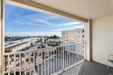 Lake House Beachfront Complex - 2b 2b - Beach Place #403, , on Madeira Beach in Florida - Lakehouse Vacation Rental - Lake Home for rent on LakeHouseVacations.com