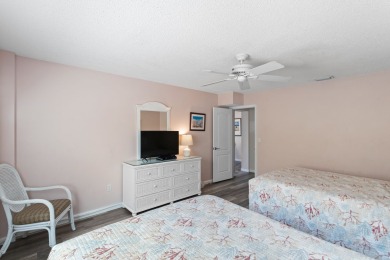 Lake House Direct Oceanfront - 4 Queen Beds - Surf Song #241, , on Madeira Beach in Florida - Lakehouse Vacation Rental - Lake Home for rent on LakeHouseVacations.com