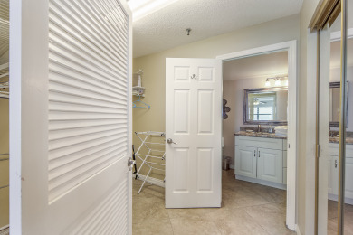 Lake House Direct Beachfront - 3b 2b - Beach Place #308, , on Madeira Beach in Florida - Lakehouse Vacation Rental - Lake Home for rent on LakeHouseVacations.com