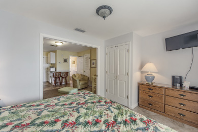Lake House 1br 1b - 3rd Floor - King - Surf Song #335, , on Madeira Beach in Florida - Lakehouse Vacation Rental - Lake Home for rent on LakeHouseVacations.com