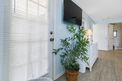 Lake House Beachfront Complex - 2b 2b - Beach Place #401, , on Madeira Beach in Florida - Lakehouse Vacation Rental - Lake Home for rent on LakeHouseVacations.com