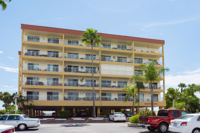 Lake House Top Floor Direct Beachfront - Madeira Norte #510, , on Madeira Beach in Florida - Lakehouse Vacation Rental - Lake Home for rent on LakeHouseVacations.com