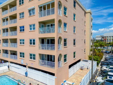 Lake House Direct Beachfront Corner Unit - Beach Place #206, , on Madeira Beach in Florida - Lakehouse Vacation Rental - Lake Home for rent on LakeHouseVacations.com