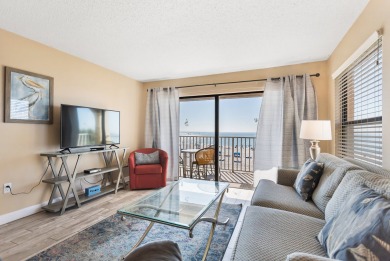 Lake House Beach Front Corner Unit - Beach Place #212, , on Madeira Beach in Florida - Lakehouse Vacation Rental - Lake Home for rent on LakeHouseVacations.com
