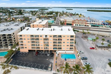 Lake House Direct Beachfront Balcony - Beach Place #309, , on Madeira Beach in Florida - Lakehouse Vacation Rental - Lake Home for rent on LakeHouseVacations.com