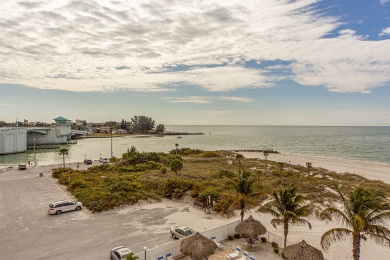 Lake House Direct Beachfront 3B2B Gulf - Beach Place #408, , on Madeira Beach in Florida - Lakehouse Vacation Rental - Lake Home for rent on LakeHouseVacations.com